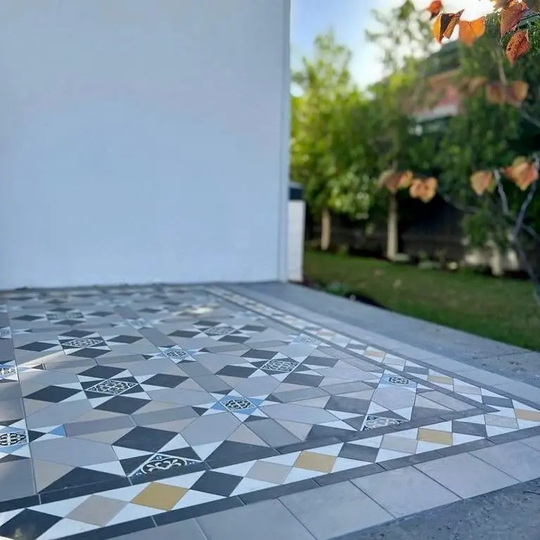 bluestone-garden-edge-tiles